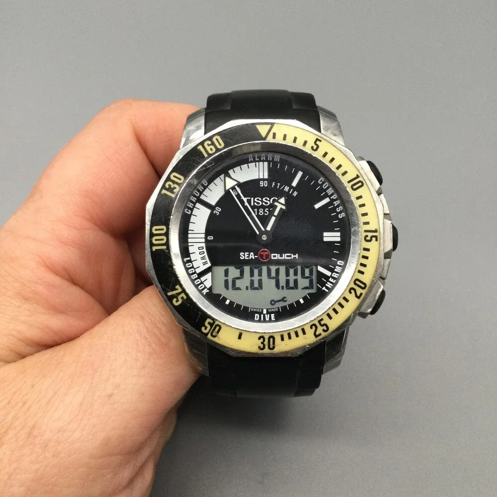 Tissot Sea-Touch Mens Watch 44mm Black Dial Rubber 200M Swiss New Battery 8.25